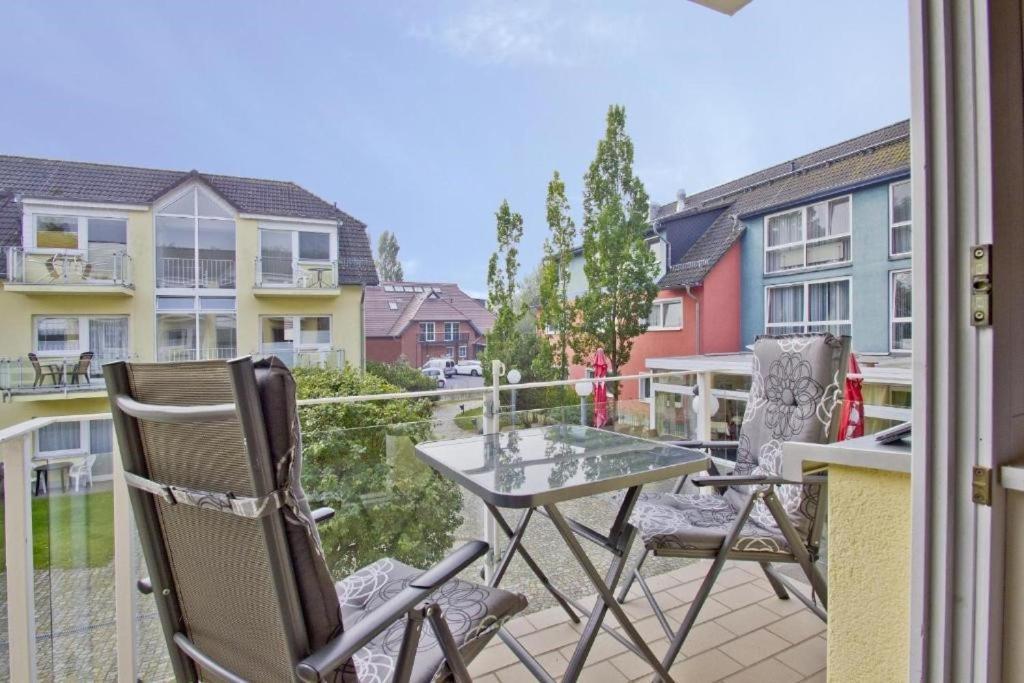 Ferienwohnung Eldena Lobbe Exterior foto